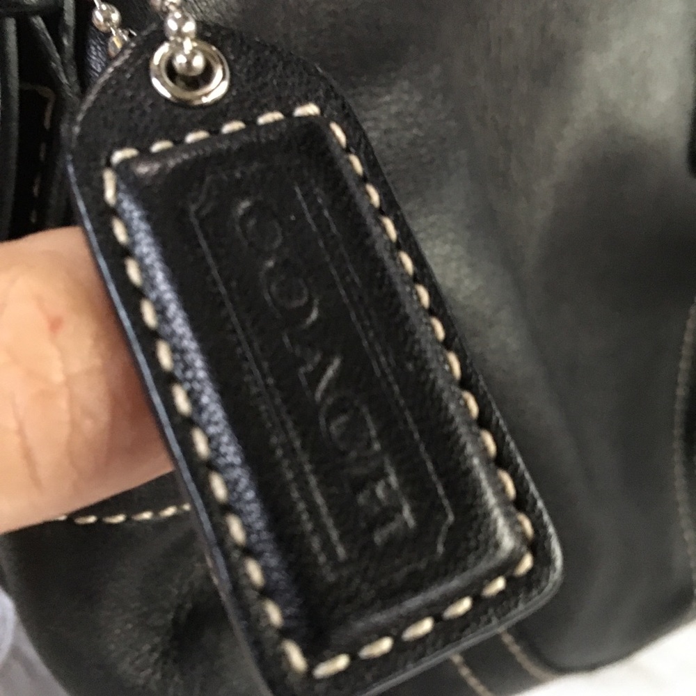 Coach purse - Picture 4 of 8